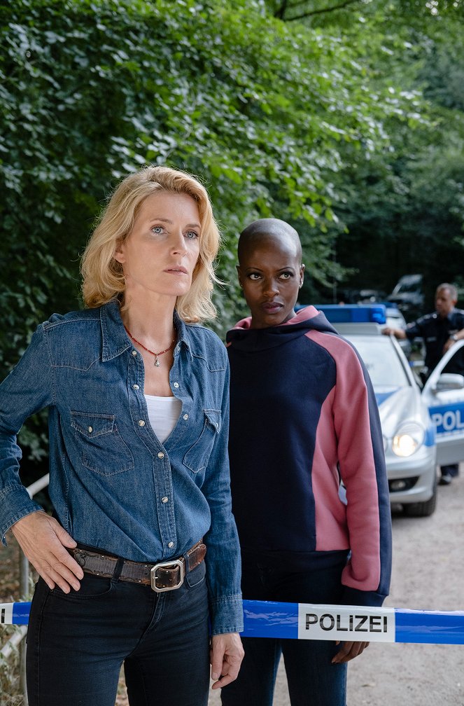 Tatort - Season 53 - Die Rache an der Welt - Photos - Maria Furtwängler, Florence Kasumba