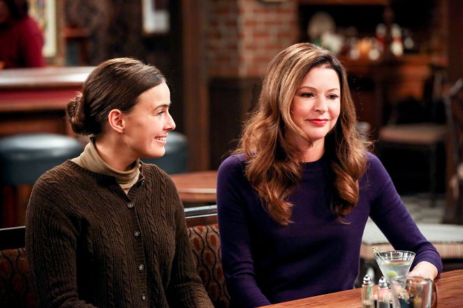 Hot in Cleveland - Season 6 - We Could Be Royals - Photos