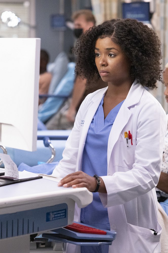 Grey's Anatomy - Season 19 - Wasn't Expecting That - Photos - Alexis Floyd