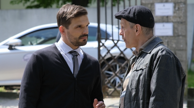 Ojciec Mateusz - Season 28 - Dolina szczęścia - Z filmu - Sebastian Cybulski, Przemysław Kozłowski