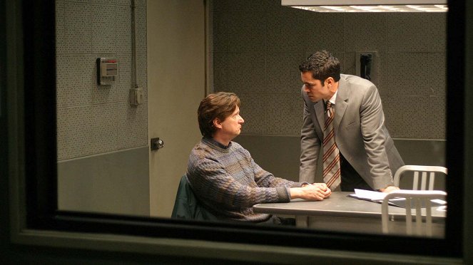 Cold Case - Kein Opfer ist je vergessen - Season 1 - Sprung in den Tod - Filmfotos - Don McManus, Danny Pino