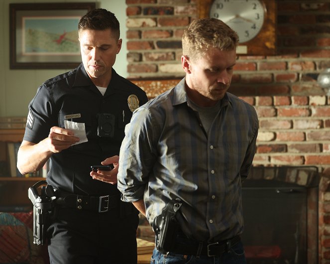 The Rookie - Season 5 - Labor Day - Photos - Eric Winter