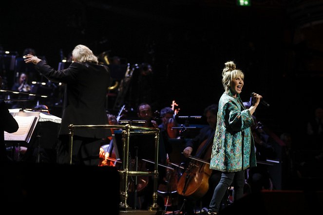The Sound of 007 - Events - The Sound of 007 in concert at The Royal Albert Hall on October 04, 2022 in London, England - Lulu