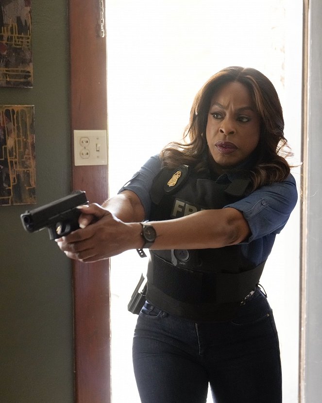 The Rookie: Feds - To Die For - Photos - Niecy Nash