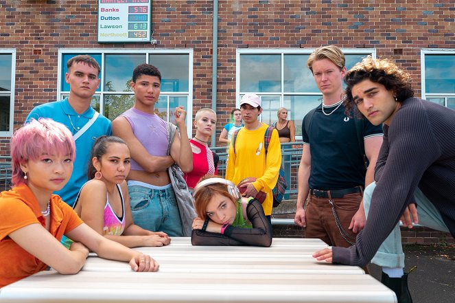 Hartley, cœurs à vif - Season 1 - Promo - Gemma Chua-Tran, Will McDonald, Sherry-Lee Watson, James Majoos, Asher Yasbincek, Chloe Hayden, Brodie Townsend, Bryn Chapman Parish, Josh Heuston