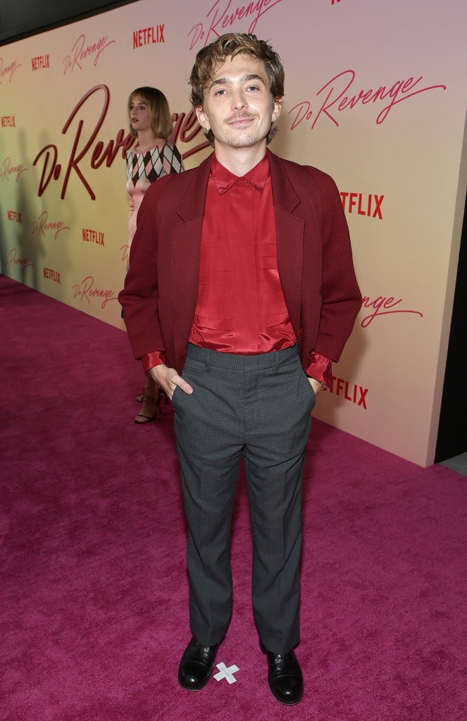 Pomsta na druhou - Z akcií - Do Revenge LA Special Screening at TUDUM Theater on September 14, 2022 in Hollywood, California - Austin Abrams