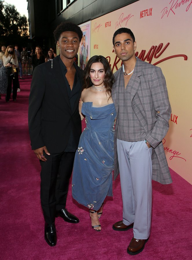 Pomsta na druhou - Z akcií - Do Revenge LA Special Screening at TUDUM Theater on September 14, 2022 in Hollywood, California - Jonathan Daviss, Jennifer Kaytin Robinson, Rish Shah