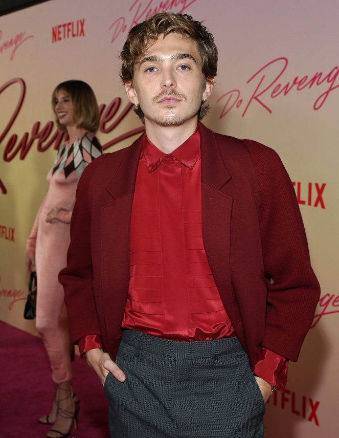 Zróbmy zemstę - Z imprez - Do Revenge LA Special Screening at TUDUM Theater on September 14, 2022 in Hollywood, California - Austin Abrams