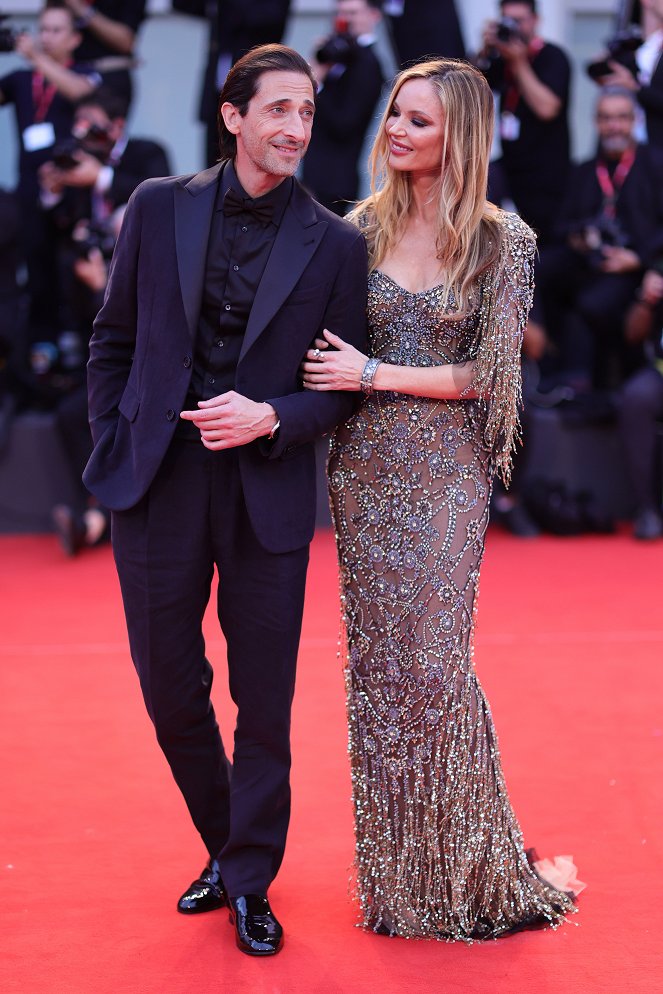 Blonde - Events - Netflix Film "Blonde" red carpet at the 79th Venice International Film Festival on September 08, 2022 in Venice, Italy - Adrien Brody, Georgina Chapman