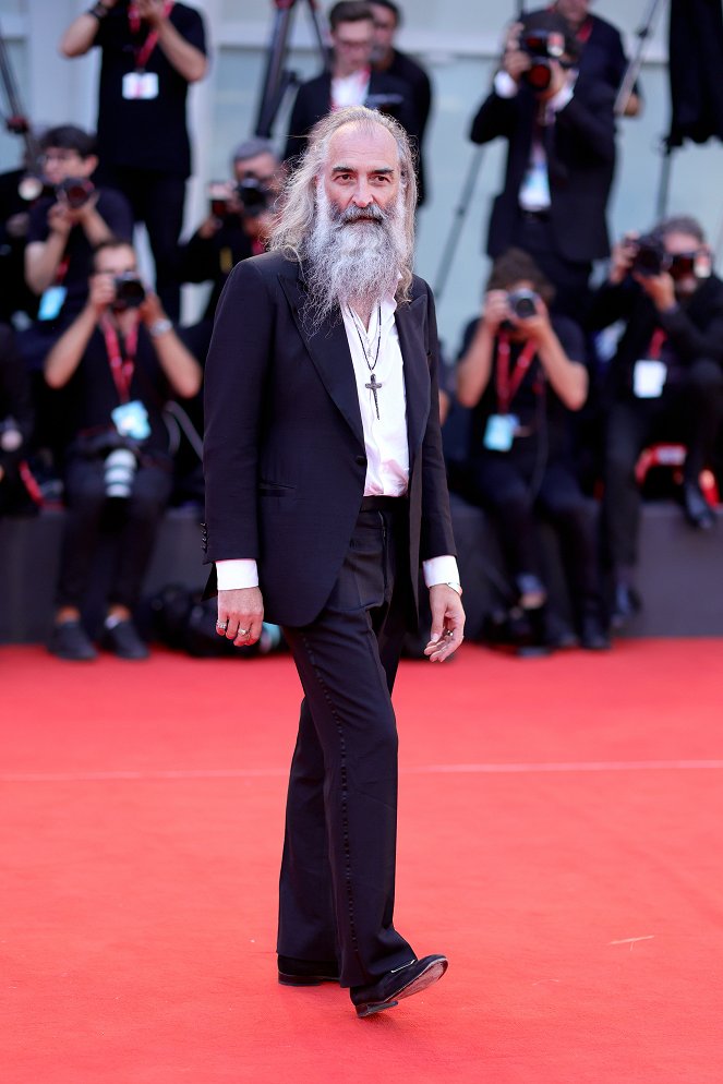 Blonde - Veranstaltungen - Netflix Film "Blonde" red carpet at the 79th Venice International Film Festival on September 08, 2022 in Venice, Italy - Warren Ellis