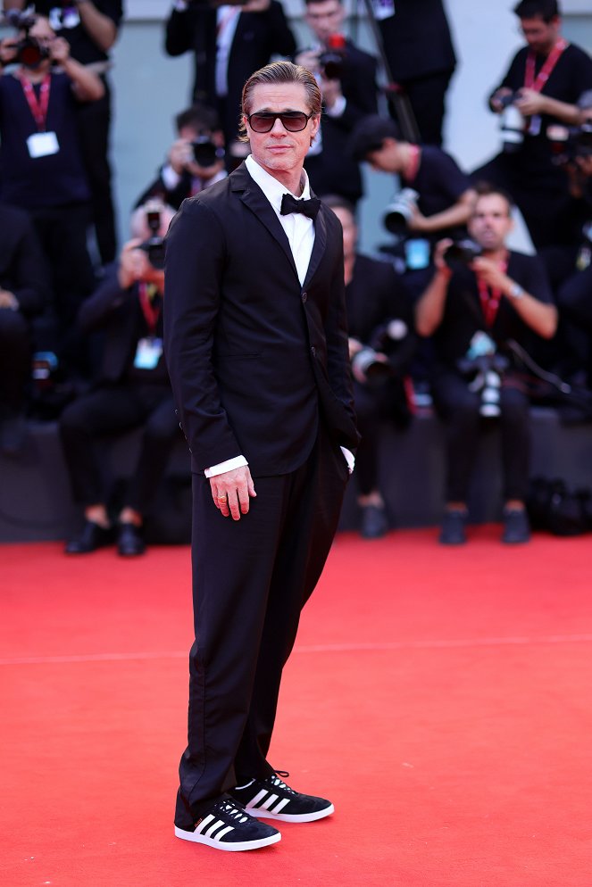 Blonde - Events - Netflix Film "Blonde" red carpet at the 79th Venice International Film Festival on September 08, 2022 in Venice, Italy - Brad Pitt