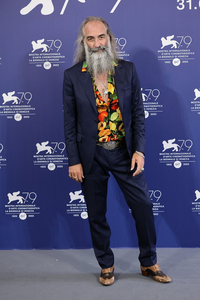 Blonde - Eventos - Photocall for the Netflix Film "Blonde" at the 79th Venice International Film Festival on September 08, 2022 in Venice, Italy - Warren Ellis