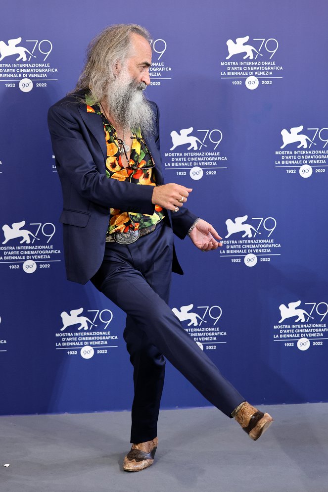 Blonde - Evenementen - Photocall for the Netflix Film "Blonde" at the 79th Venice International Film Festival on September 08, 2022 in Venice, Italy - Warren Ellis