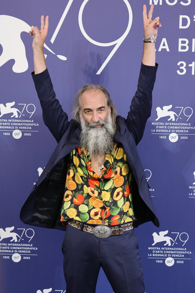 Blonde - Eventos - Photocall for the Netflix Film "Blonde" at the 79th Venice International Film Festival on September 08, 2022 in Venice, Italy - Warren Ellis