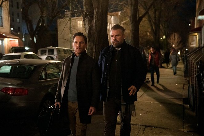 New Amsterdam - Unfinished Business - Film - Mike Doyle, Tyler Labine