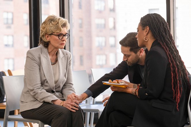 New Amsterdam - ...Unto the Breach - Photos - Debra Monk, Ryan Eggold, Freema Agyeman