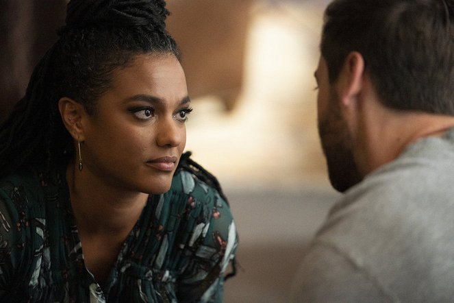 New Amsterdam - Laughter and Hope and a Sock in the Eye - Film - Freema Agyeman