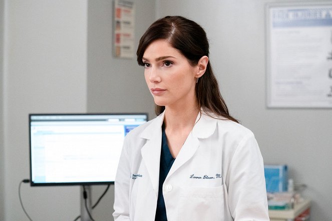 New Amsterdam - This Be the Verse - Z filmu - Janet Montgomery
