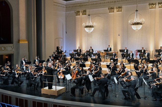 Barenboim dirigiert Beethovens Symphonie Nr. 4 - Aus der Staatsoper Unter den Linden - De la película