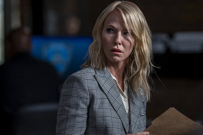Law & Order: Special Victims Unit - Gimme Shelter - Part Two - Photos - Kelli Giddish