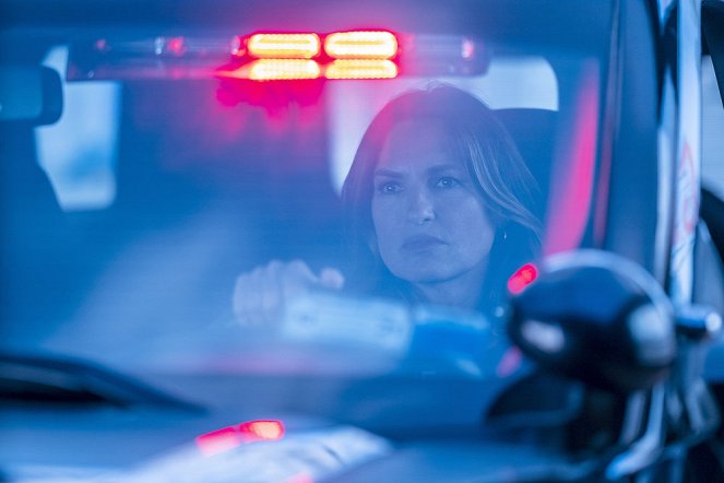 Law & Order: Special Victims Unit - Minderjährig (Teil 2) - Filmfotos - Mariska Hargitay