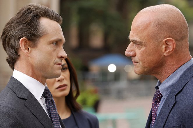 Law & Order: Organized Crime - Gimme Shelter - Part One - Photos - Christopher Meloni