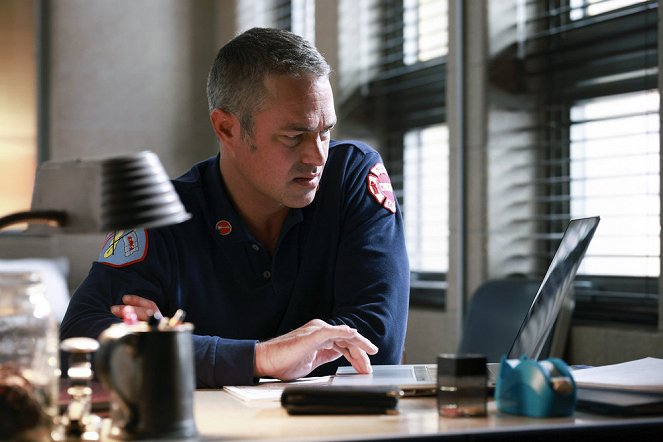Chicago Fire - All-Out Mystery - Do filme - Taylor Kinney