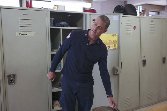 Chicago Fire - Season 11 - Verlieren wir wieder jemanden? - Filmfotos - Taylor Kinney