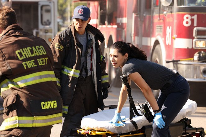 Chicago Fire - Completely Shattered - Photos - Hanako Greensmith