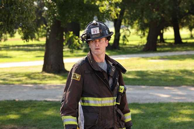 Chicago Fire - Completely Shattered - Photos