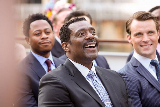 Chicago Fire - The Magnificent City of Chicago - Photos - Eamonn Walker, Jesse Spencer