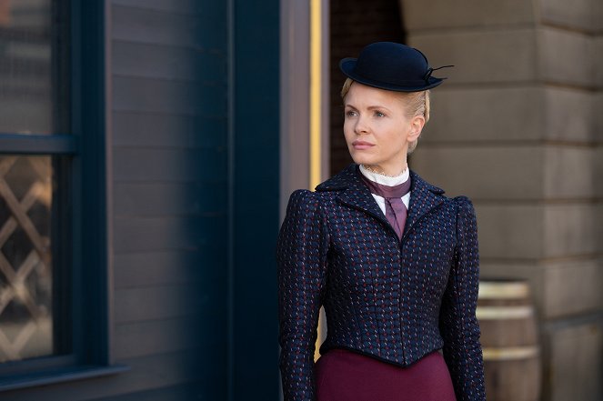 Miss Scarlet and the Duke - Season 2 - Angel of Inferno - Photos