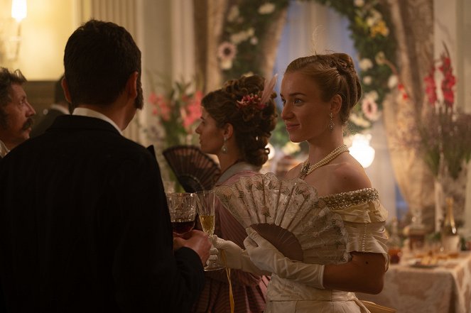 Miss Scarlet and the Duke - Season 2 - The Proposal - Photos
