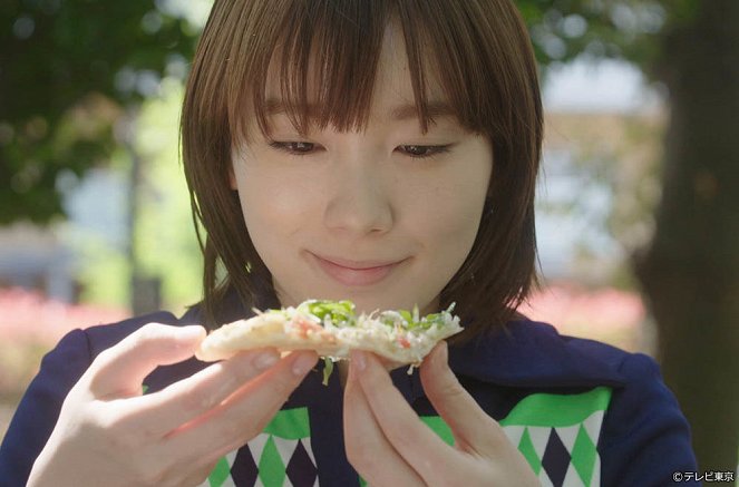 Bitter Woman's Lonely Meal - Kamaage Shirasu Pizza, Ikasumu Croquette - Photos - Marie Iitoyo