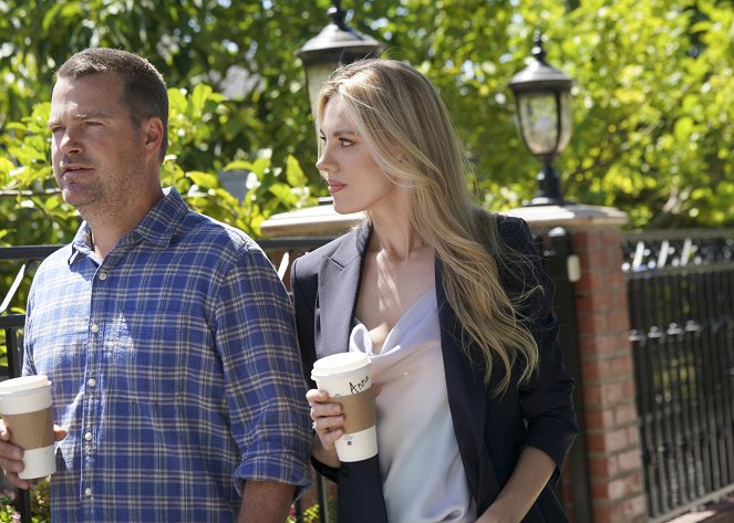 NCIS: Los Angeles - Season 14 - Of Value - Photos - Chris O'Donnell, Bar Paly