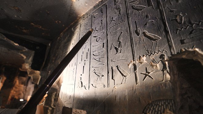 Le Palais des hiéroglyphes - Sur les traces de Champollion - De filmes