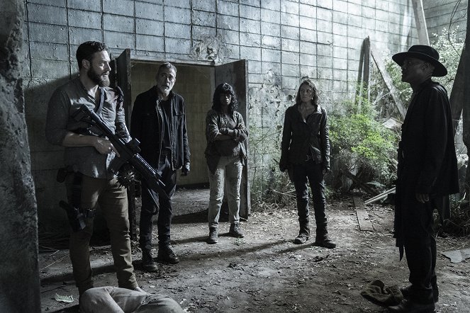 The Walking Dead - Lockdown - Filmfotos - Ross Marquand, Jeffrey Dean Morgan, Medina Senghore, Lauren Cohan, Seth Gilliam