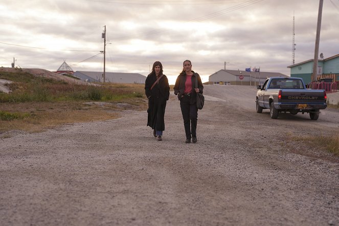 Alaska Daily - It's Not Personal - Filmfotók
