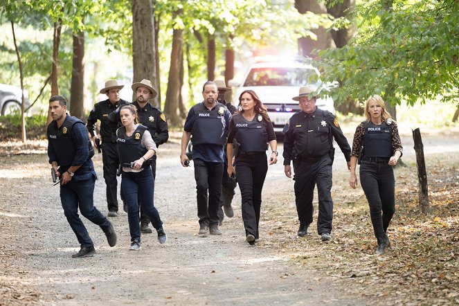 Law & Order: Special Victims Unit - The Steps We Cannot Take - Photos