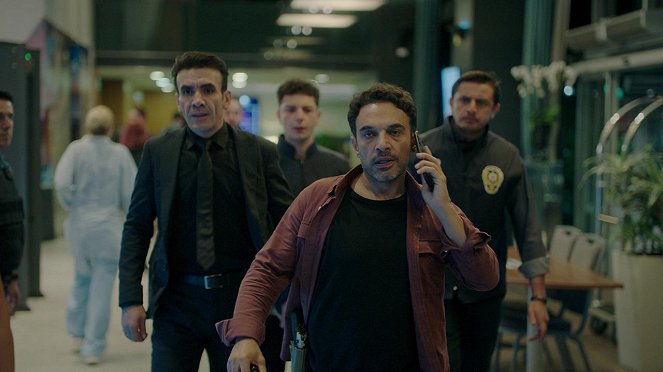 Yargı - Season 2 - Episode 3 - Kuvat elokuvasta - Mehmet Yılmaz Ak, Uğur Aslan