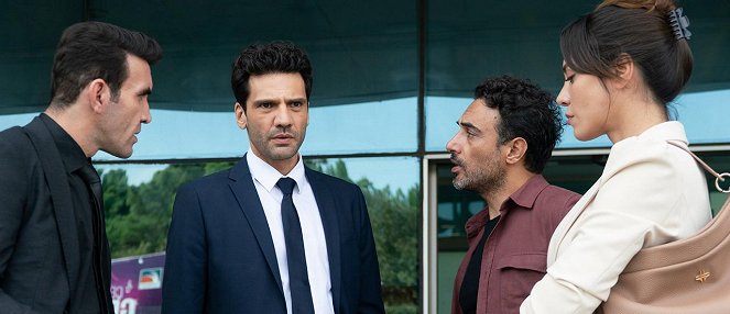 Yargı - Season 2 - Episode 3 - Kuvat elokuvasta - Kaan Urgancıoğlu, Uğur Aslan