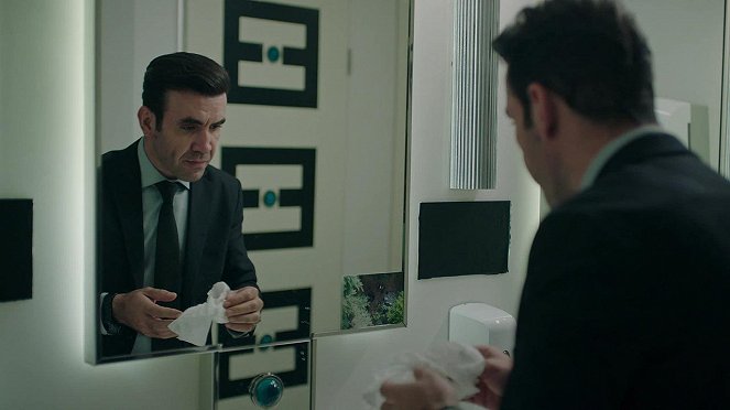 Yargı - Season 2 - Episode 4 - Kuvat elokuvasta - Mehmet Yılmaz Ak