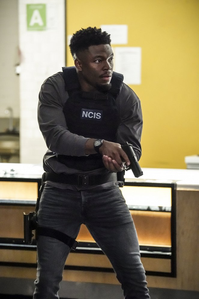 NCIS: Los Angeles - Season 14 - The Body Stitchers - Photos - Caleb Castille
