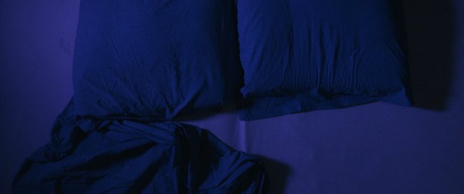 Blue Bed - De la película