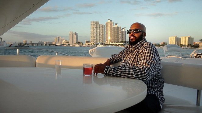 American Dream/American Knightmare - Photos - Suge Knight