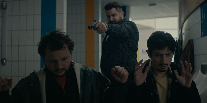 Darknet-sur-Mer - Van film - Léon Plazol, Victor Artus Solaro, Théo Fernandez