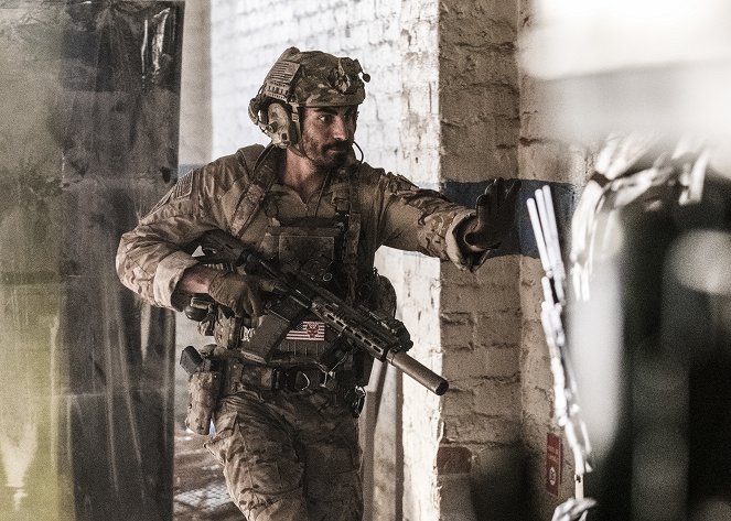 SEAL Team - Season 5 - Need to Know - Van film