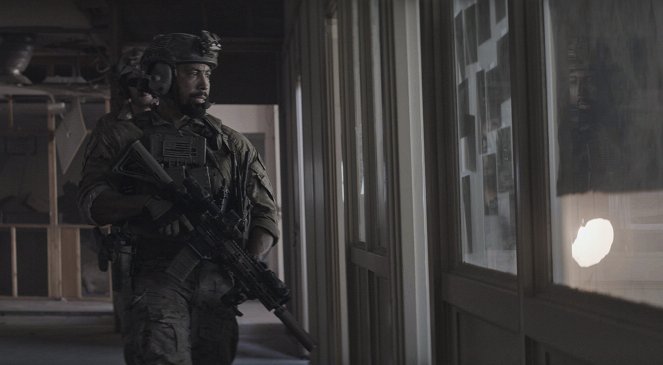 SEAL Team - Need to Know - Van film