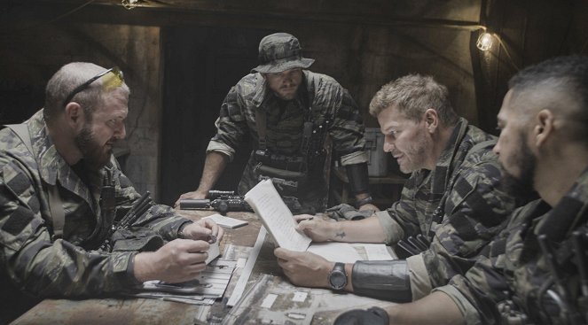 SEAL Team - Trust, but Verify: Part 2 - De la película