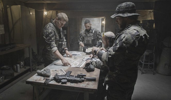 SEAL Team - Trust, but Verify: Part 2 - Van film